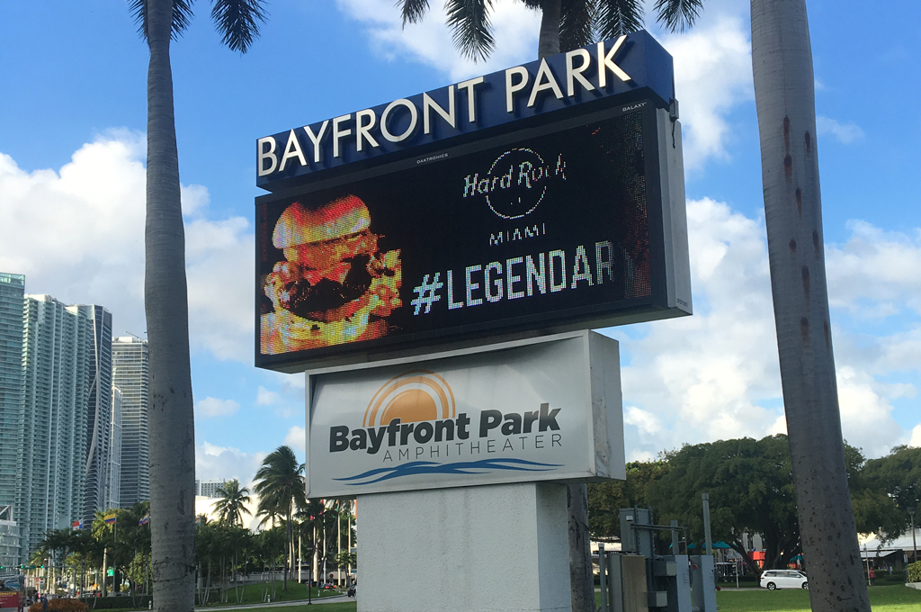 Electronic Message Displays